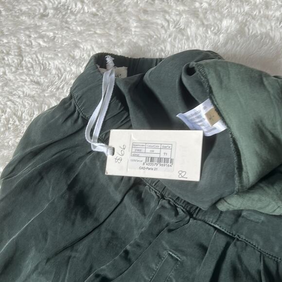 Yerse forest green Paris Tencel Pants, NWT size small or T1 - Picture 9 of 9